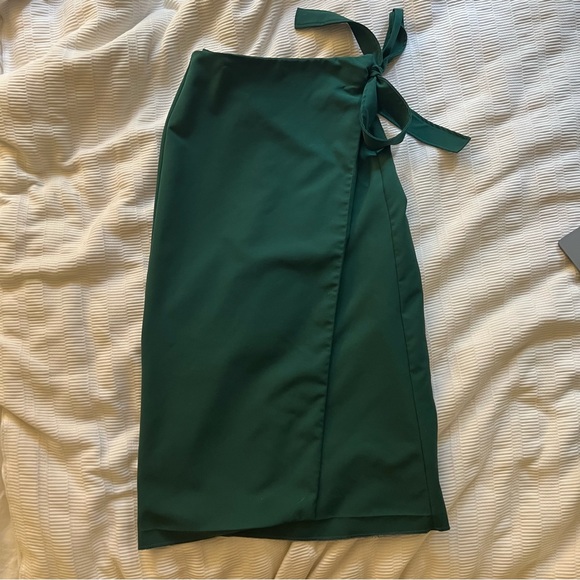 ASOS Green Wrap Skirt - Picture 5 of 7